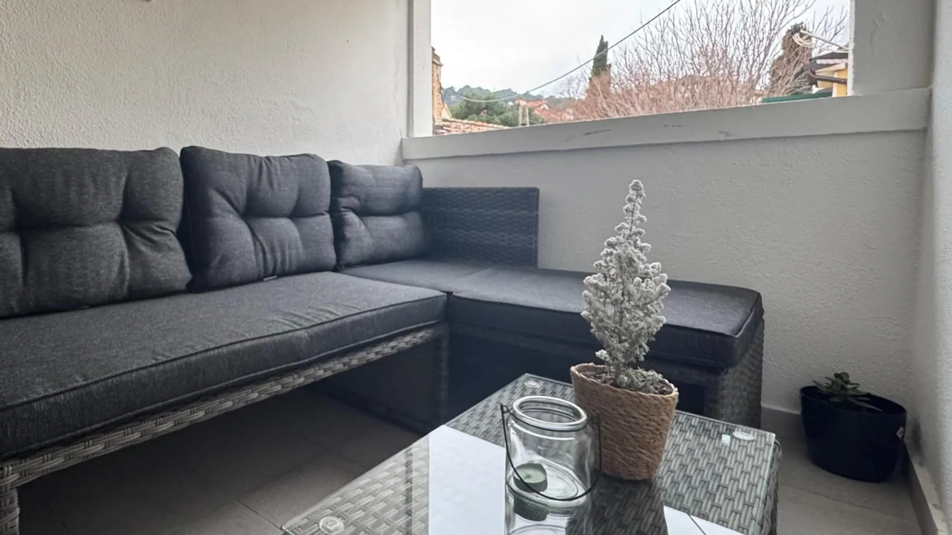 Apartman Tara contacts
