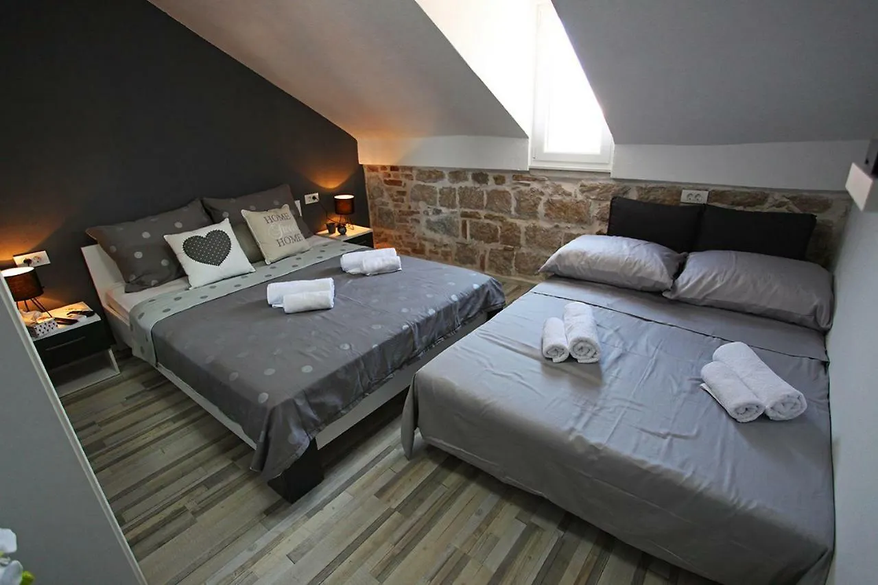 Apartment Apartman Tara Split