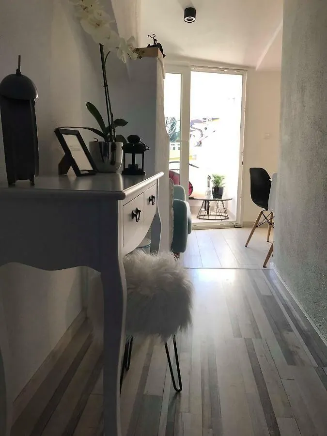 Apartment Apartman Tara Split